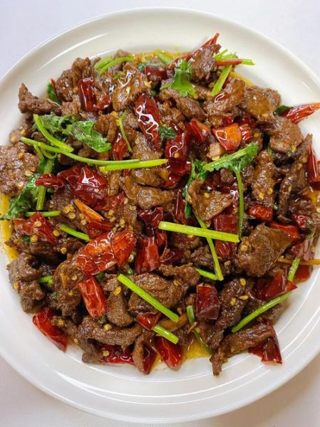 辣椒炒牛肉怎么做_辣椒炒牛肉用什么牛肉