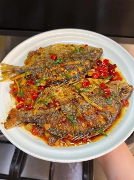 海鱼怎么蒸才鲜嫩_清蒸海鱼用什么鱼最好