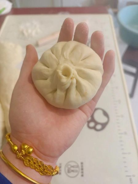 猪油渣包子馅怎么做_猪油渣包子馅配方比例