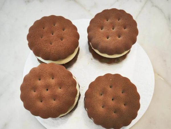 甜腻是什么意思_如何摆脱甜腻感