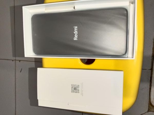 lcd屏手机有哪些_lcd屏手机还值得买吗