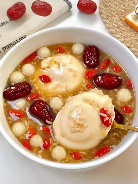 鸡蛋醪糟汤怎么做_鸡蛋醪糟汤的家常做法