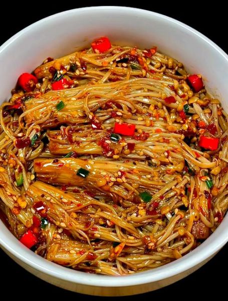 炒金针菇的家常做法_金针菇怎么炒才脆嫩