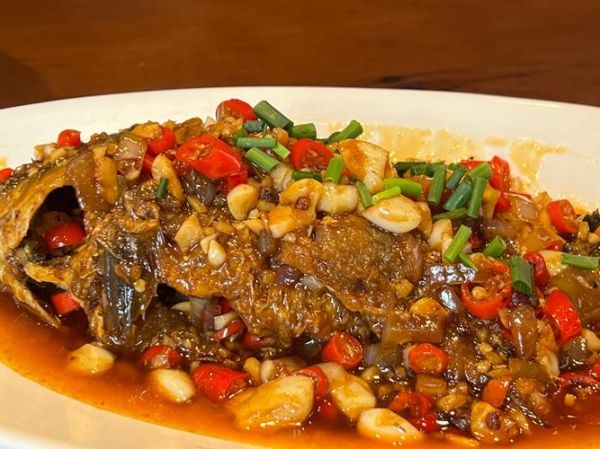 软烧鲫鱼怎么做_川味软烧鲫鱼正宗做法