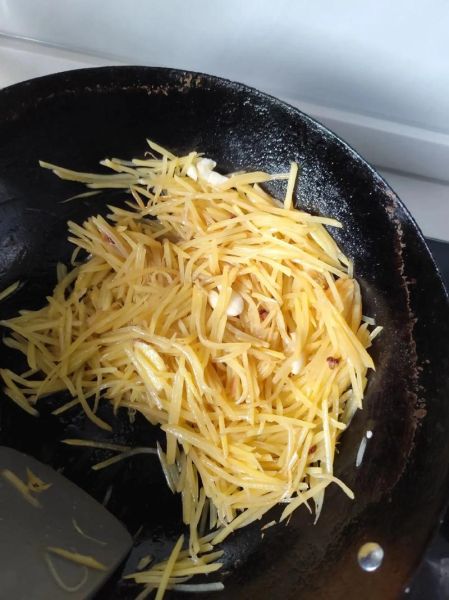 土豆丝汤怎么做_土豆丝汤的家常做法