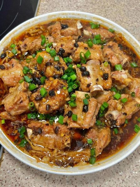 家常蒸排骨怎么蒸才嫩滑_蒸排骨要焯水吗