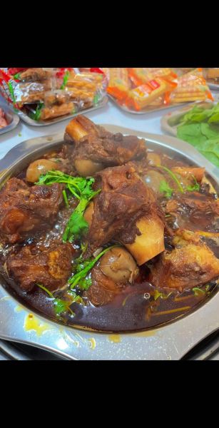 卤大骨头怎么做好吃_卤大骨头配料有哪些