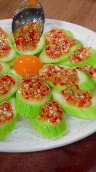 蒜蓉丝瓜怎么做_蒜蓉丝瓜要焯水吗