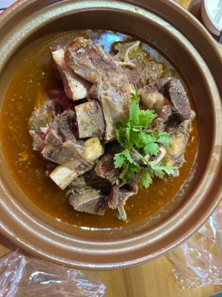 家常牛肉汤怎么炖才好吃_牛肉汤去腥增香的秘诀