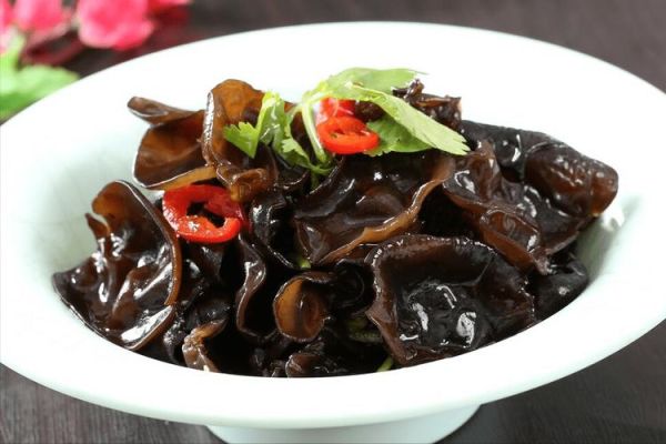 老醋木耳怎么凉拌才脆_老醋木耳用陈醋还是香醋