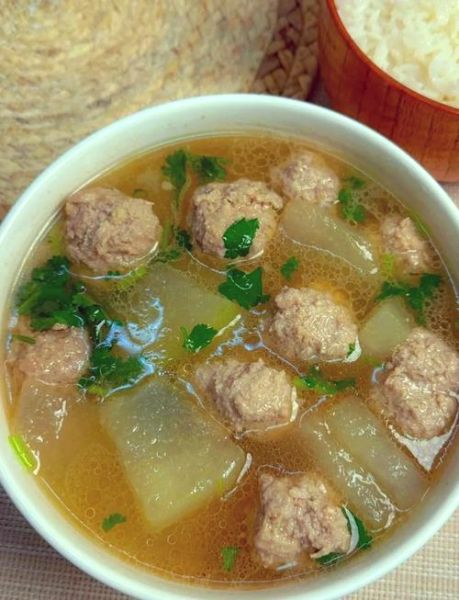 丸子怎么做好吃_家常丸子汤做法