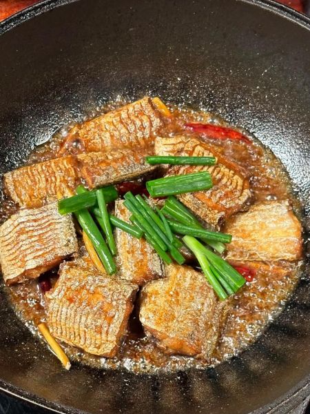 红烧带鱼怎么做才入味_家常红烧带鱼做法步骤