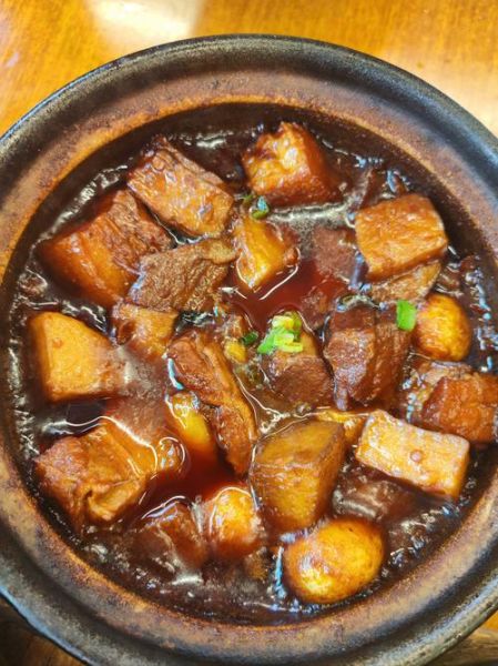 砂锅红烧肉怎么做_砂锅红烧肉的家常做法