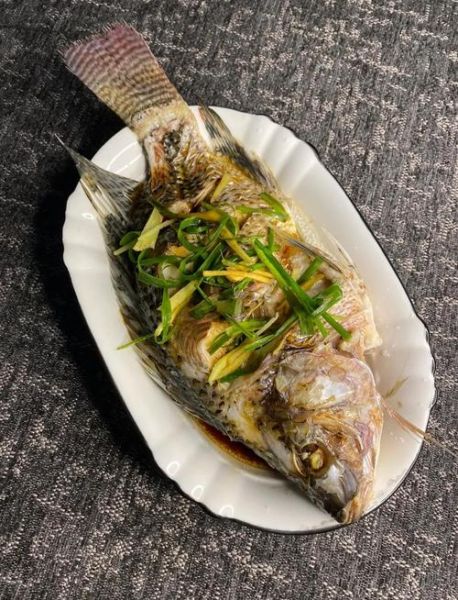 罗非鱼怎么做好吃_罗非鱼清蒸还是红烧
