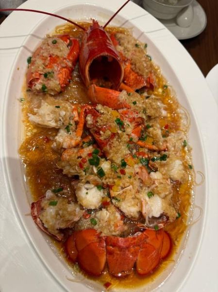 大龙虾怎么做好吃_大龙虾清蒸蒜蓉还是香辣