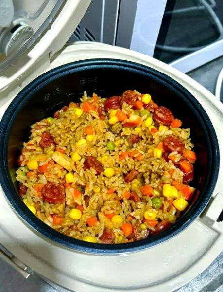 米饭怎么煮才好吃_电饭煲做米饭的正确步骤