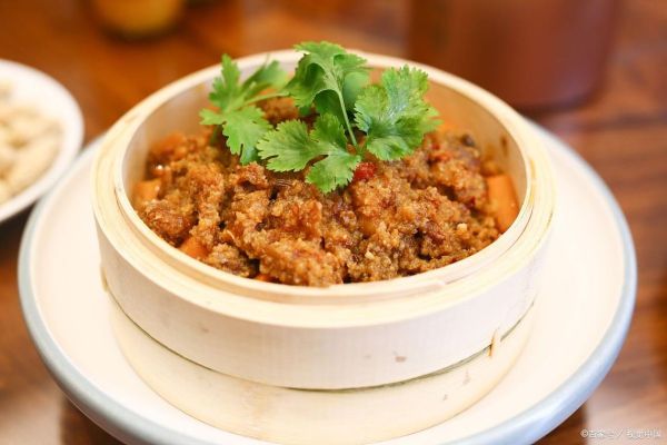 粉蒸牛肉怎么做才嫩_粉蒸牛肉用什么米粉最好