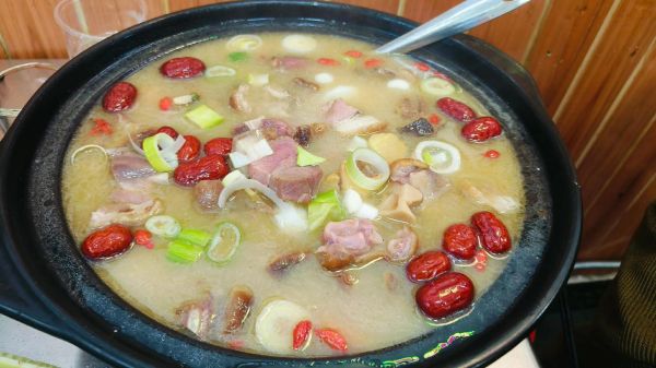 腊猪蹄怎么做好吃_腊猪蹄的做法大全