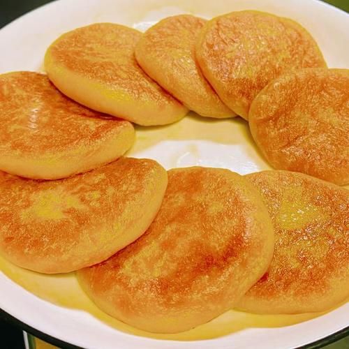 南瓜饼用糯米粉还是面粉_南瓜饼糯米粉做法