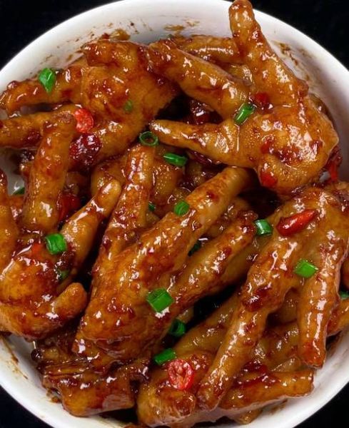 烧鸡爪的家常做法_怎么烧鸡爪才入味