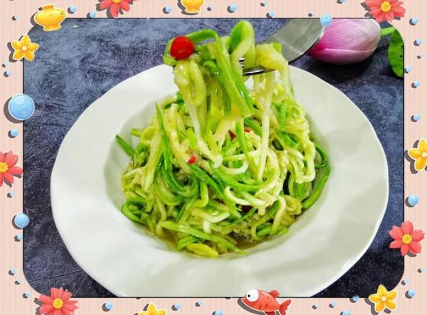 凉拌葫芦丝怎么做好吃_凉拌葫芦丝用焯水吗