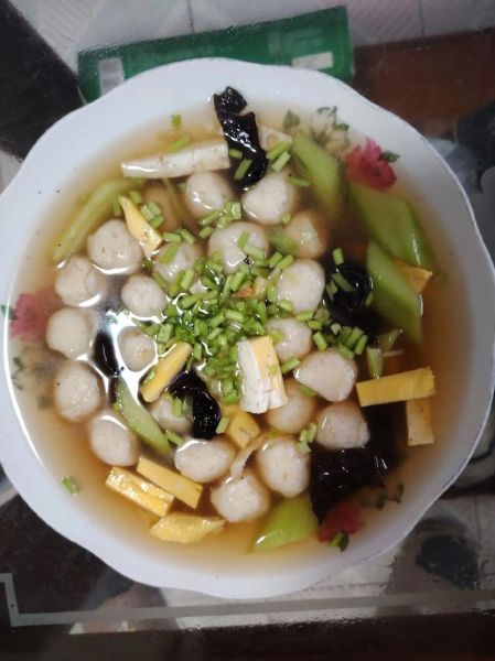 汆丸子怎么做_汆丸子为什么散