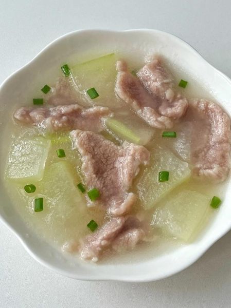 猪肉炖冬瓜的家常做法_冬瓜怎么炖才不烂