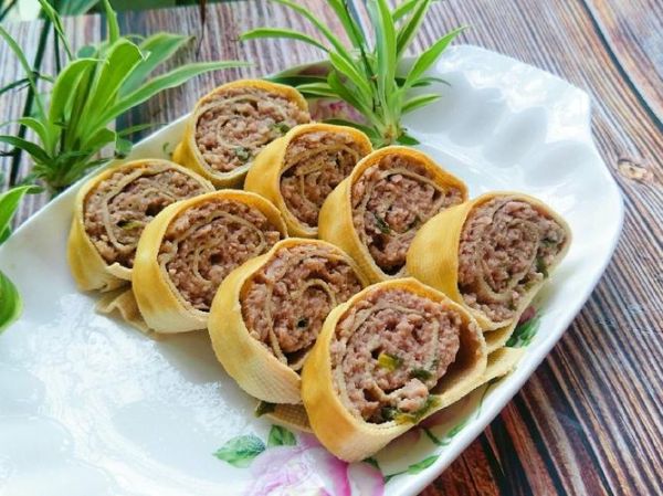 发面蒸肉卷怎么做_发面蒸肉卷的做法步骤