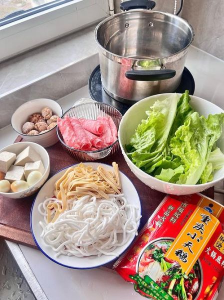 麻辣烫家庭最简单做法_麻辣烫底料怎么调