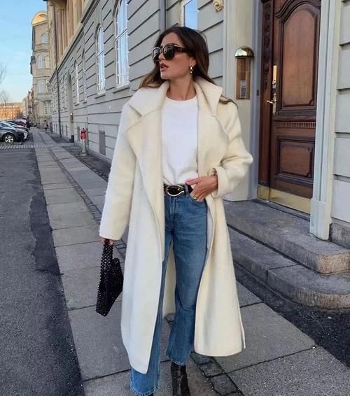 白色和雪白有什么区别_如何搭配更高级