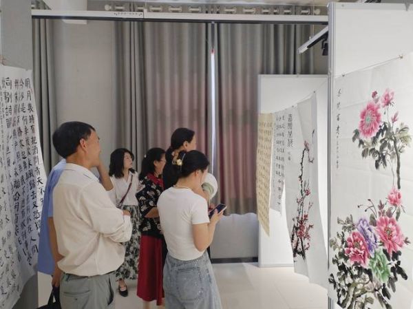 书画活动有哪些形式_如何策划一场成功的书画展览