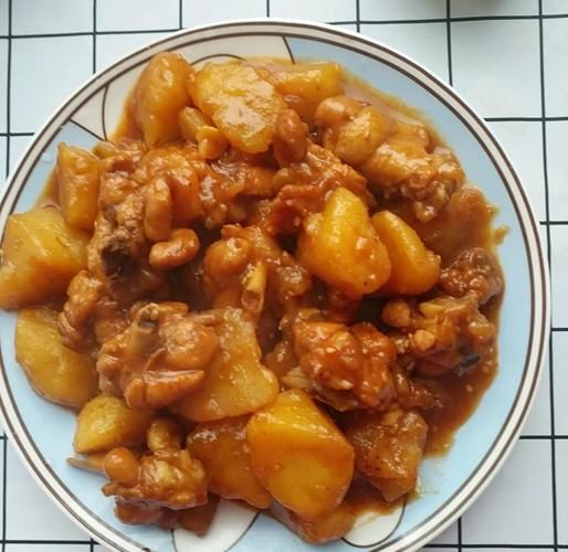 鸡腿炖土豆怎么做才入味_家常做法详细步骤
