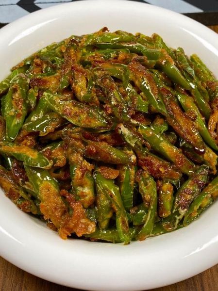 辣椒焖子怎么做_家常辣椒焖子做法步骤