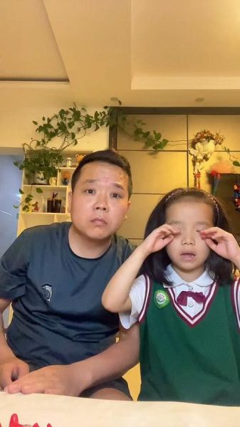 父女温馨瞬间有哪些_如何记录父女温馨时刻