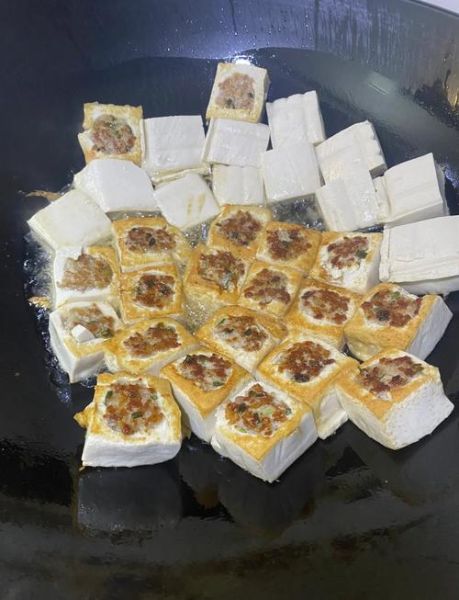 酿豆腐的家常做法_酿豆腐怎么做好吃又入味