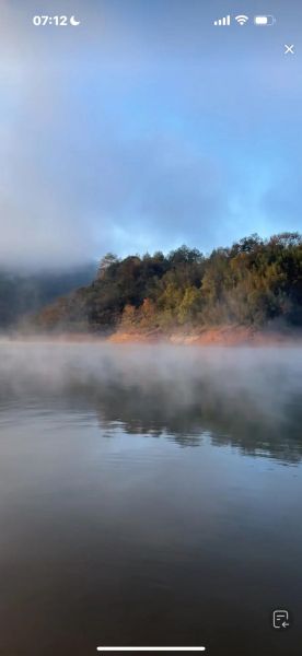 晨雾怎么拍_雾气缭绕的拍摄技巧