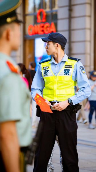 警察帅气穿搭_警察帅气标准