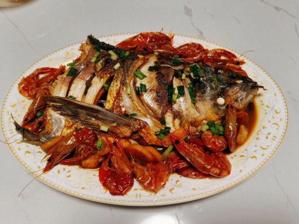 红烧花鲢鱼怎么做好吃_家常红烧花鲢鱼做法