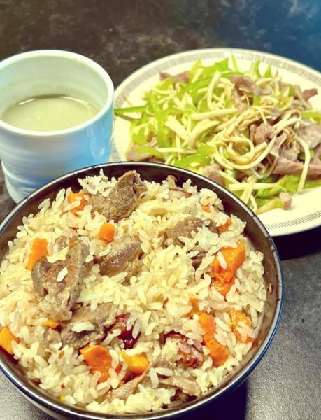 羊肉手抓饭怎么做_正宗做法步骤详解