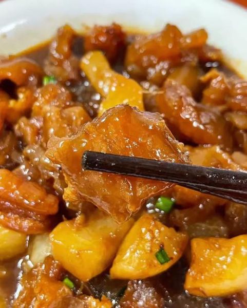 红烧牛筋怎么做好吃_红烧牛筋的家常做法