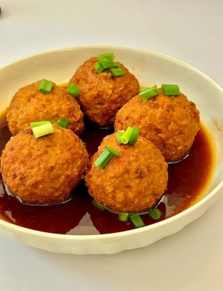 狮子头怎么做好吃_狮子头家常做法步骤