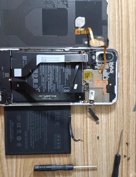 手机排线坏了怎么办_手机排线多少钱一根