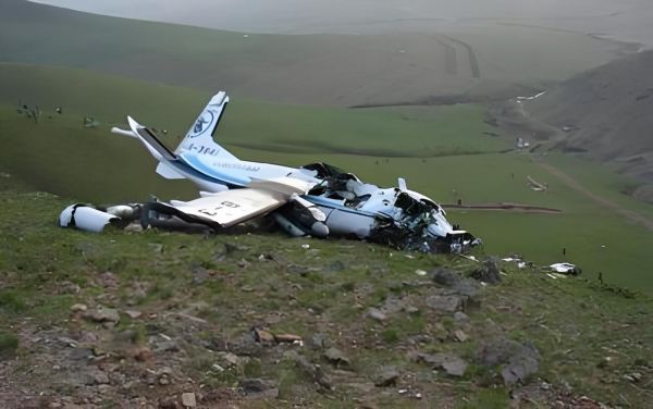 梦到飞机坠毁_意味着什么