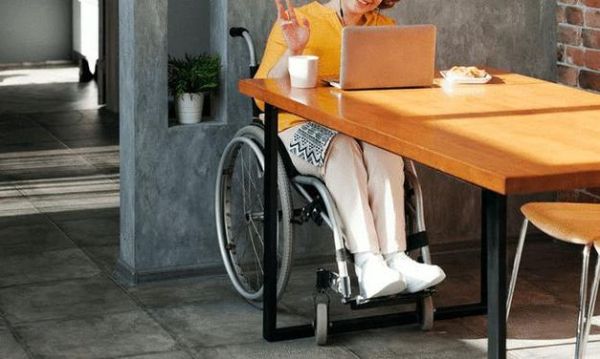 梦到一条腿截肢_是什么意思