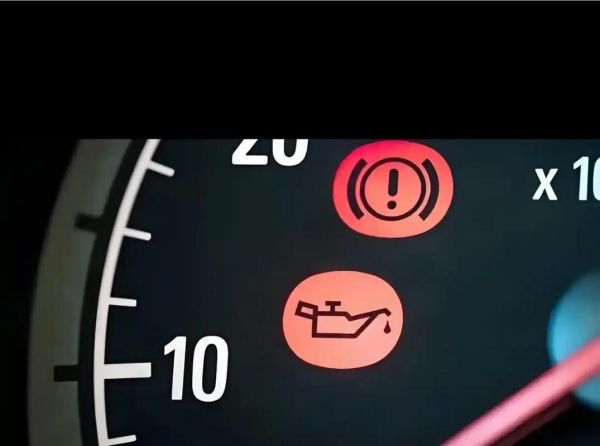 梦见开车没油了_是什么意思