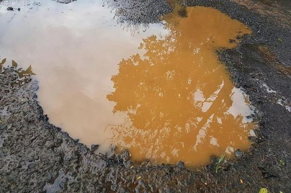 梦到踩泥巴是什么意思_踩泥巴梦境解析