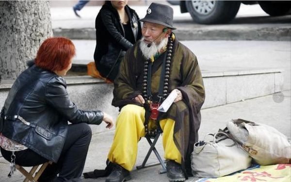 谁算财运准_民间算命师还是专业命理师