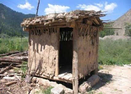 梦到茅房是什么意思_梦到茅房好不好