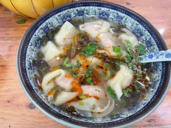 梦到吃馄饨是什么意思_梦见吃馄饨好不好