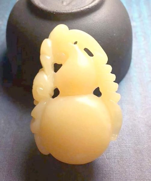 床头放什么东西财运好_床头招财摆件有哪些